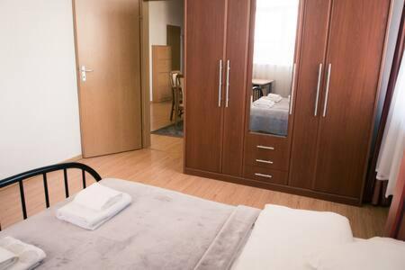 Town Hall 3 Bedroom Apartment Vilnius Exterior foto