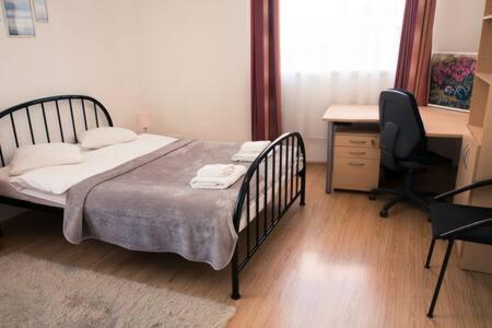 Town Hall 3 Bedroom Apartment Vilnius Exterior foto